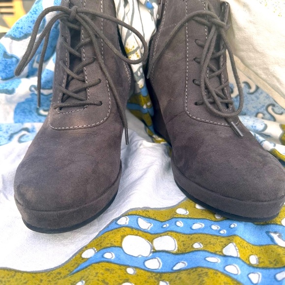 Wedge Heel Suede Booties Dolcetta Boots - Picture 3 of 7